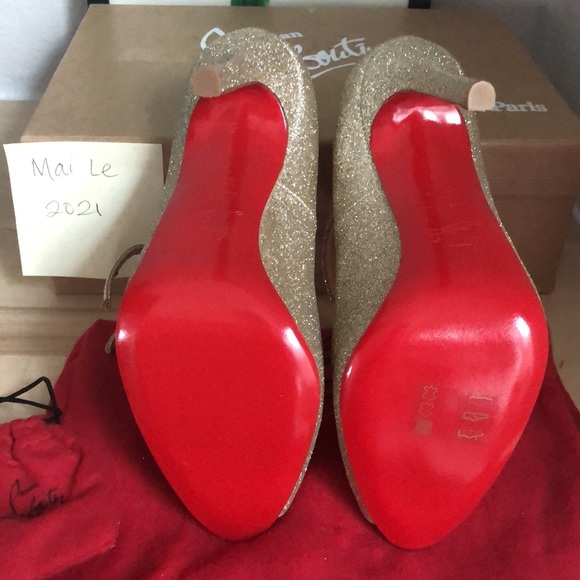 Christian Louboutin heel - Picture 9 of 11